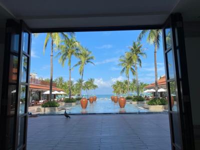 ロビーからの眺め