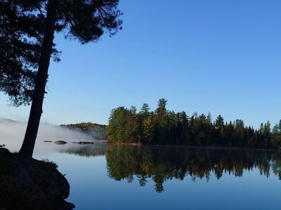 小島側の朝です