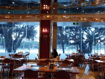 朝食レストラン