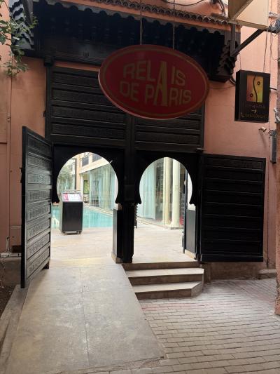 夕食のレストランはこちらでした