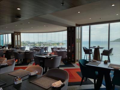 14階のクラブラウンジ