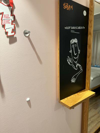 ゆるいキャラにお出迎えされる。