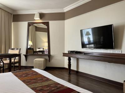 ランナー調のデザインもチェンライらしく、嬉しくなります