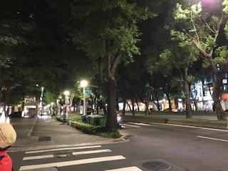 土曜の夜でもタクシーがつかまえやすかった