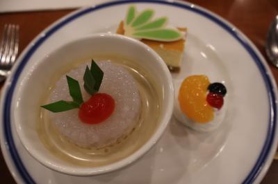 レストランでの食事の一部