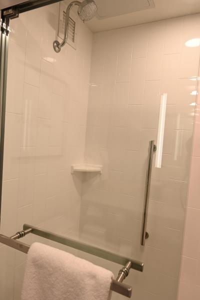 シャワーブース