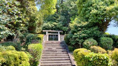 藤原氏一族の総拝所と道長のお墓