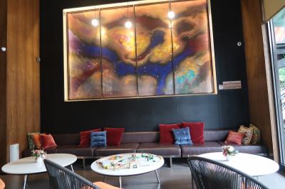 ハイセンスなロビー