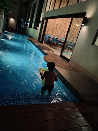 プール付きでリーズナブル