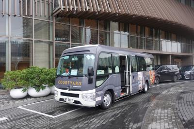 ホテルのシャトルバス。尖沙咀まで30分。