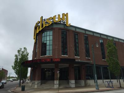 有名なエレキギターのギブソン