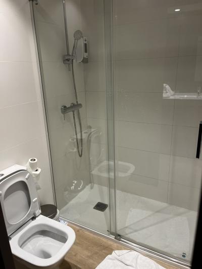 バスルームはほこり等なくとてもきれいです