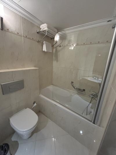 透明ボードで明るくのんびり