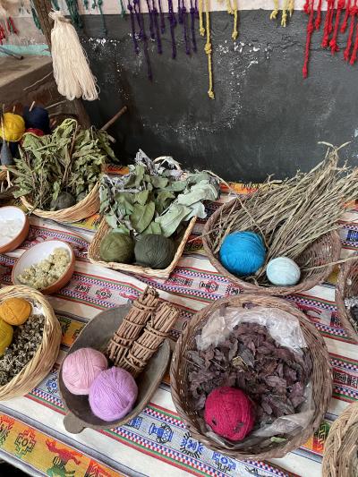 全て手作りの織物工房