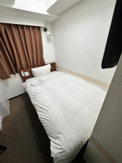 烏丸駅近く、ワンルームマンションのようなホテル