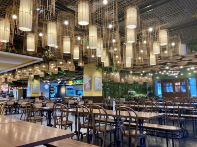 空港近くで時間があって食事するならここ