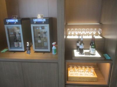 グラスに注げる機械が導入