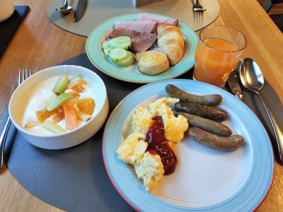 朝食。種類は多くありませんが、十分美味しかったです。