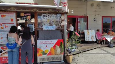 美しい元安川を見ながらカフェ、食事がいただけます