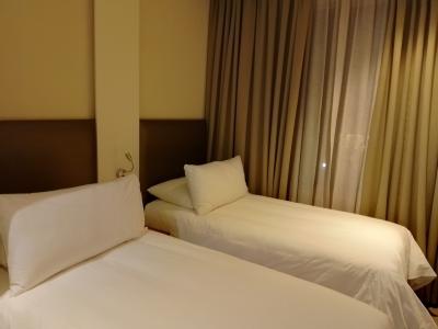 ウオーターフロントにあって、観光至便