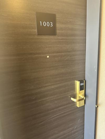 少し地下鉄の駅にはあるかなければなりませんが