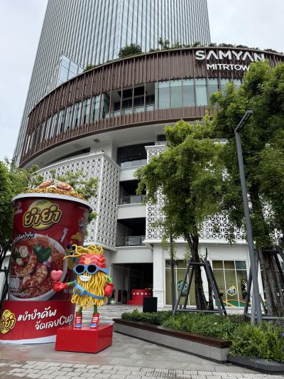 地下鉄駅とつながってて便利