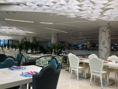 朝食に行きました。