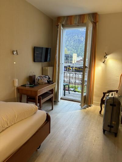 満足　ホテル　デュラック