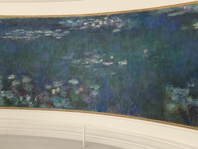 朝一番に行く事をお勧め