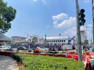 コタ地区にある在来線の駅