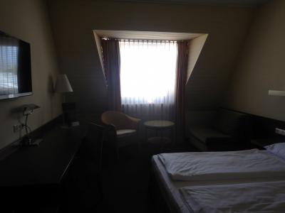 コンパクトなツインルーム