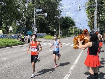 応援は、北海道大学構内やお店の近くなど