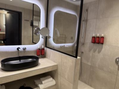 シャンプー類はクラランス