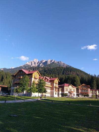 コルチナ観光に便利な立地です