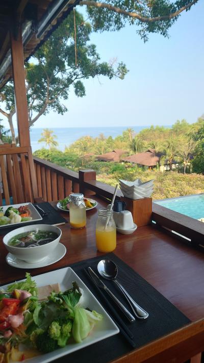 朝食はバイキング形式です、品数もまずまずでした