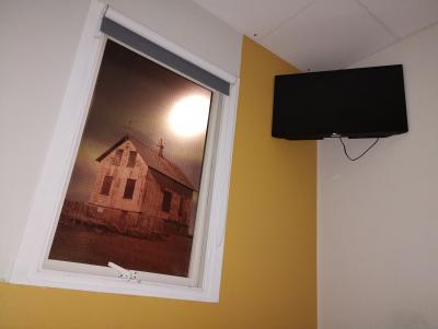 窓はありますが、外は見れません