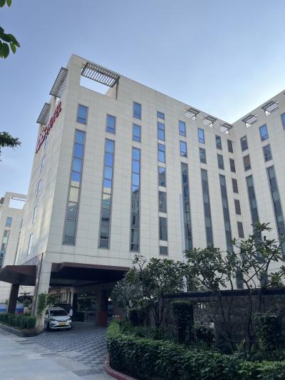 空港から近いがその分高いイビス