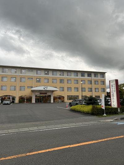 山中湖畔のホテルです