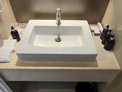 箱に入れられたバスアメニティ、高級感があります