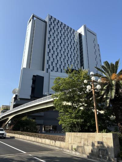 大阪城がラウンジからよく見えます。