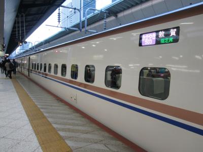 座席の前後が広いです