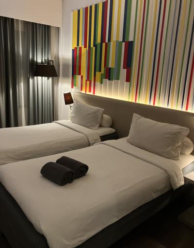 唯一残念な　暗い照明