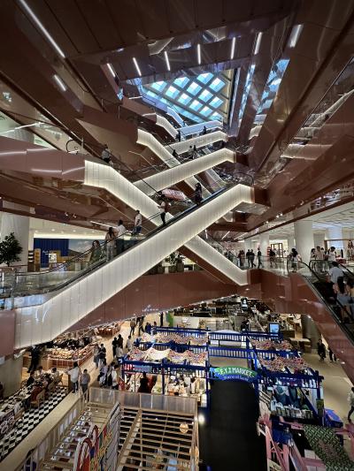 「空中庭園」が最大の見どころか!?新たにオープンした「Dusit thani hotel」に隣接する新モール（セントラルパーク／シーロム駅／バンコク）