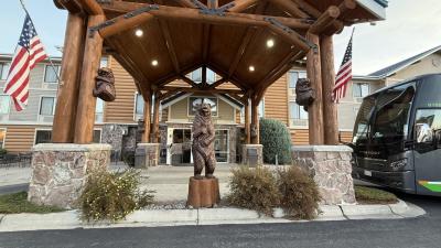 イエローストーン観光に便利な場所にある