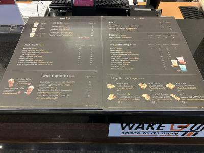 68THBの朝食は、左上のコーヒー・右下のメニューから選択