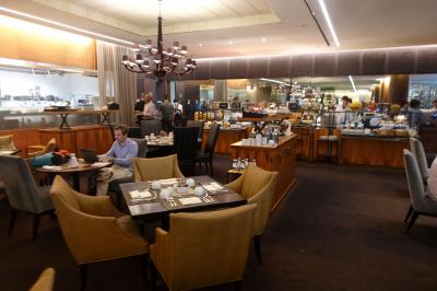 朝食レストラン。