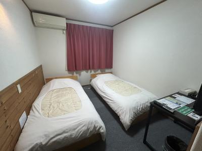 ほぼレオパレス☆寝るだけなら十分快適