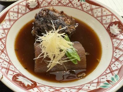 美味しい富山湾や山の幸の郷土料理がいただけます。