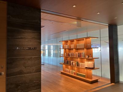 新しくて上品なカフェ。プライオリティパスが使えます。