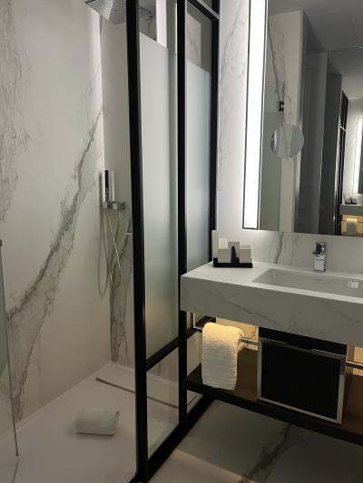 綺麗で食べ歩きにも便利